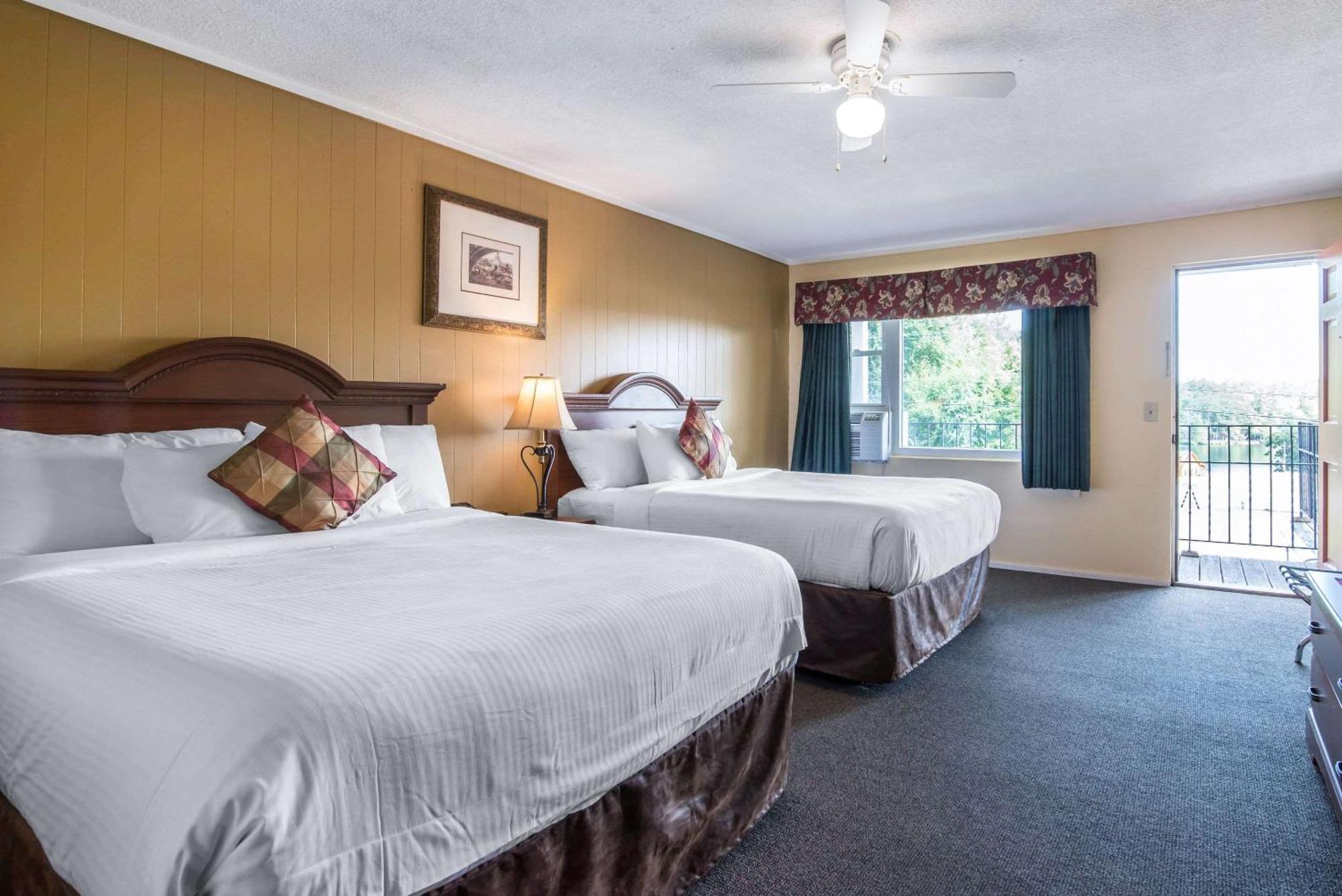 Tiltonlodge Inn & Suites מראה חיצוני תמונה
