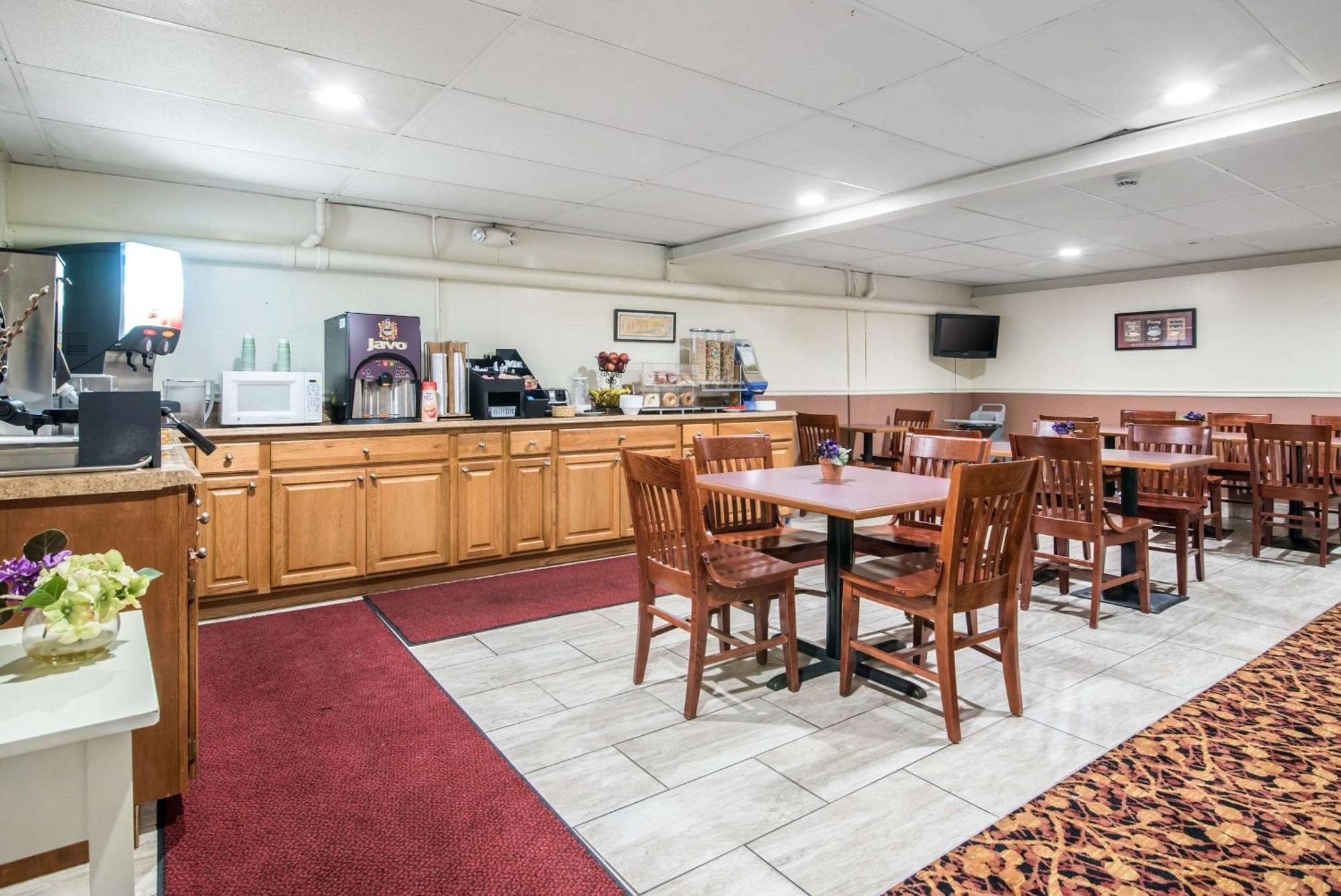 Tiltonlodge Inn & Suites מראה חיצוני תמונה